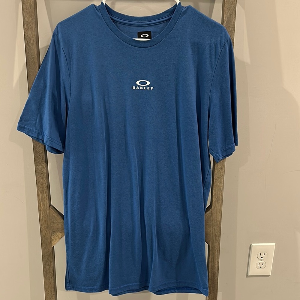 Oakley Blue Short Sleeve Tee Classic Fit